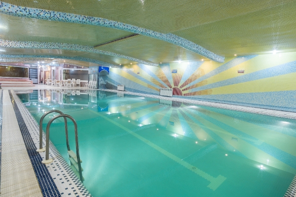 Ferdowsi International Grand (Hotel-e Bozorg-e Ferdowsi) (Teheran)
